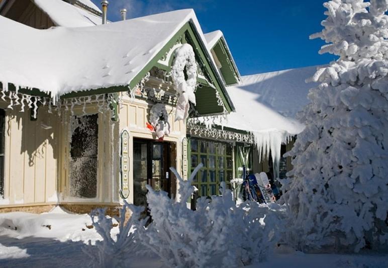 Expedition Station Snowshoe Esterno foto